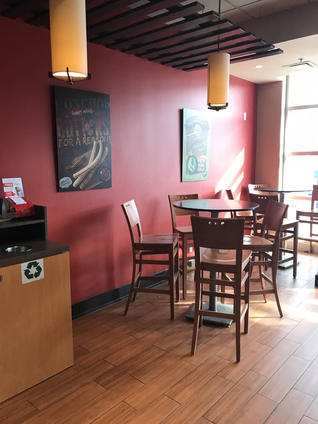 Mucho Burrito Fresh Mexican Grill | restaurant | 26 William Kitchen Rd, Scarborough, ON M1P 5B7, Canada | 4162930404 OR +1 416-293-0404