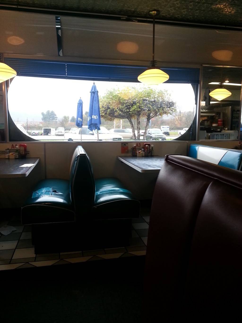 Toro Loco | restaurant | 1916, 8630 Ohio River Rd, Wheelersburg, OH 45694, USA | 7405744111 OR +1 740-574-4111