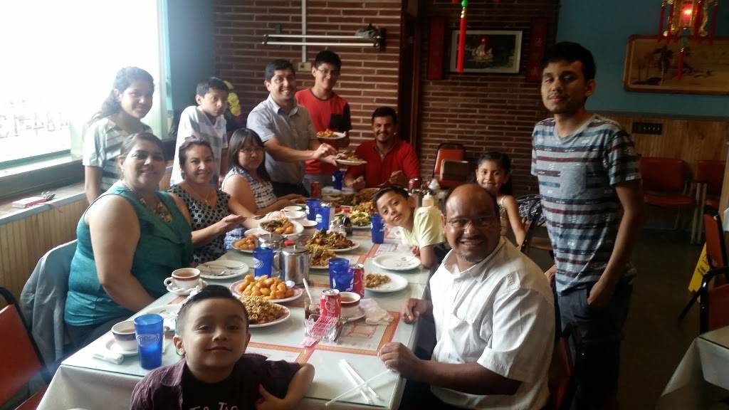 Overseas China Restaurant | restaurant | 2240, 6846 Cermak Rd, Berwyn, IL 60402, USA | 7084845447 OR +1 708-484-5447