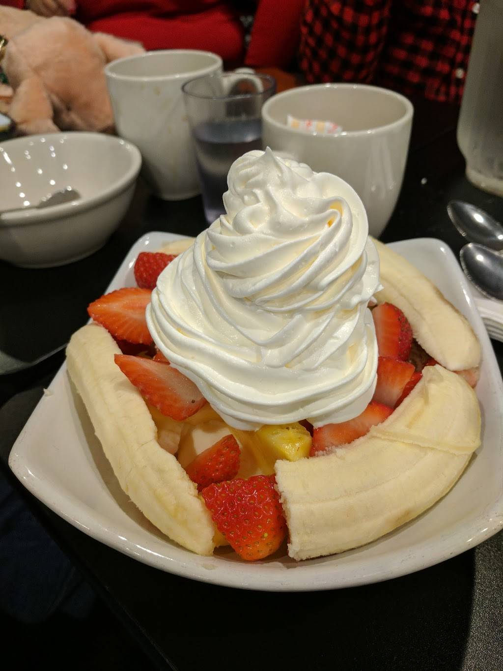 International Delight Cafe | restaurant | 241 Sunrise Hwy, Rockville Centre, NY 11570, USA | 5167667557 OR +1 516-766-7557