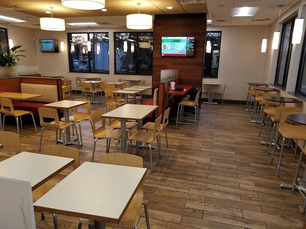 Wendys | restaurant | 4160 Losco Rd, Jacksonville, FL 32257, USA | 9042920967 OR +1 904-292-0967