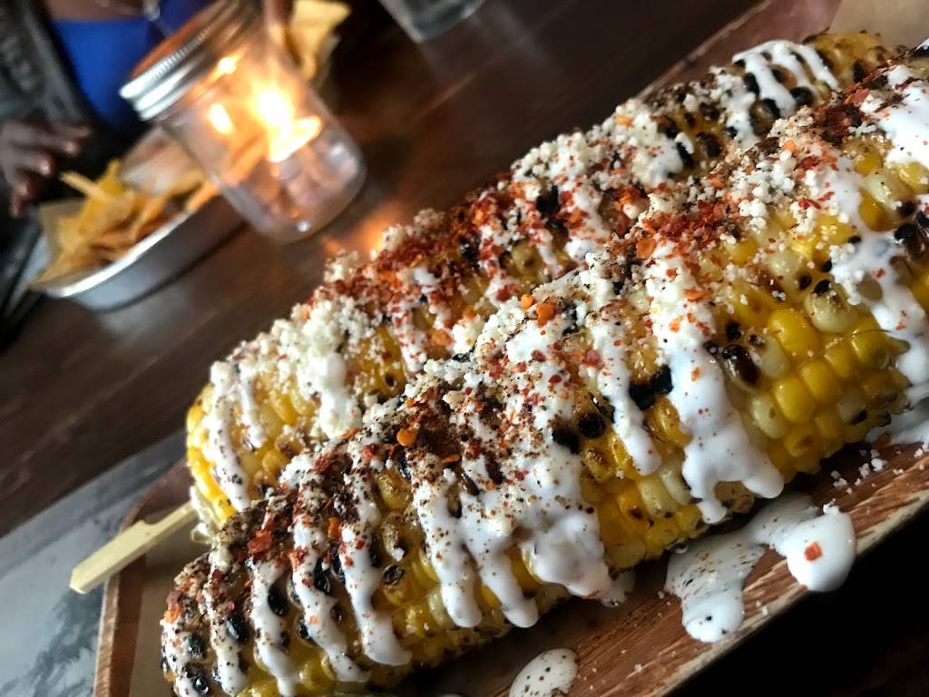 La Carnita | restaurant | 100 City Centre Dr, Mississauga, ON L5B 2C9, Canada | 9057661947 OR +1 905-766-1947