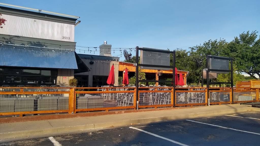 Chill Bar & Grill Lewisville | restaurant | 2513 S Stemmons Fwy, Lewisville, TX 75067, USA | 9723152445 OR +1 972-315-2445