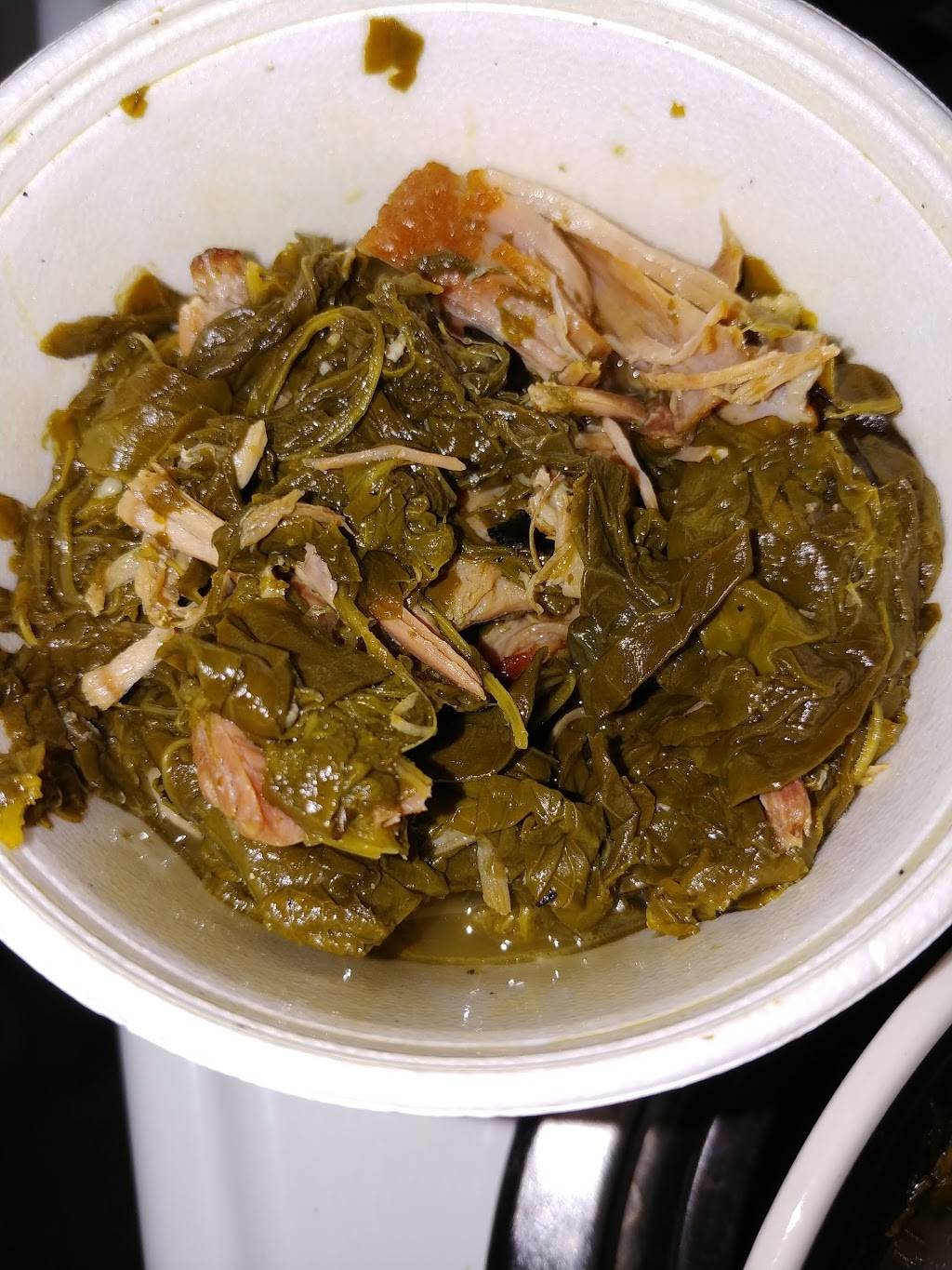 Robins Nest | restaurant | 2800 Richfield Rd, Flint, MI 48506, USA | 8107159034 OR +1 810-715-9034