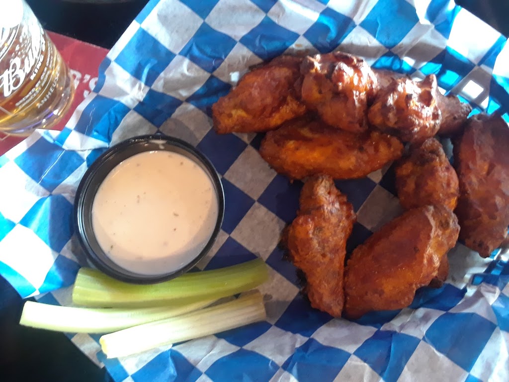 Beckerles Hilltop Tavern | restaurant | 6902 Morgan Ford Rd, St. Louis, MO 63116, USA | 3146442883 OR +1 314-644-2883