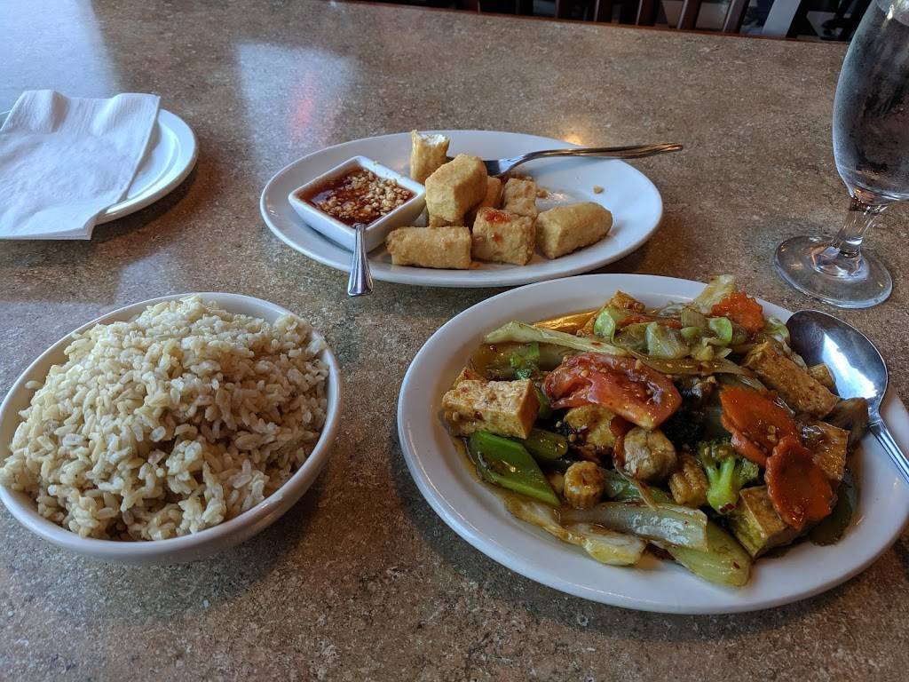 Somsiri Thai | restaurant | 506 W Railroad Ave, Shelton, WA 98584, USA | 3604266770 OR +1 360-426-6770