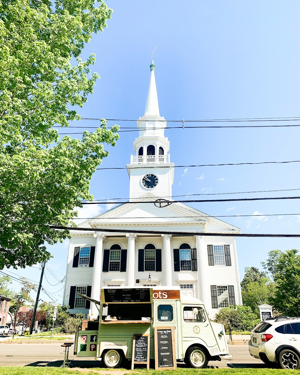 Moon Shots Juice Co. cold pressed/ organic/ raw/ local | restaurant | 175 Fort Path Rd, Madison, CT 06443, USA | 2033824343 OR +1 203-382-4343