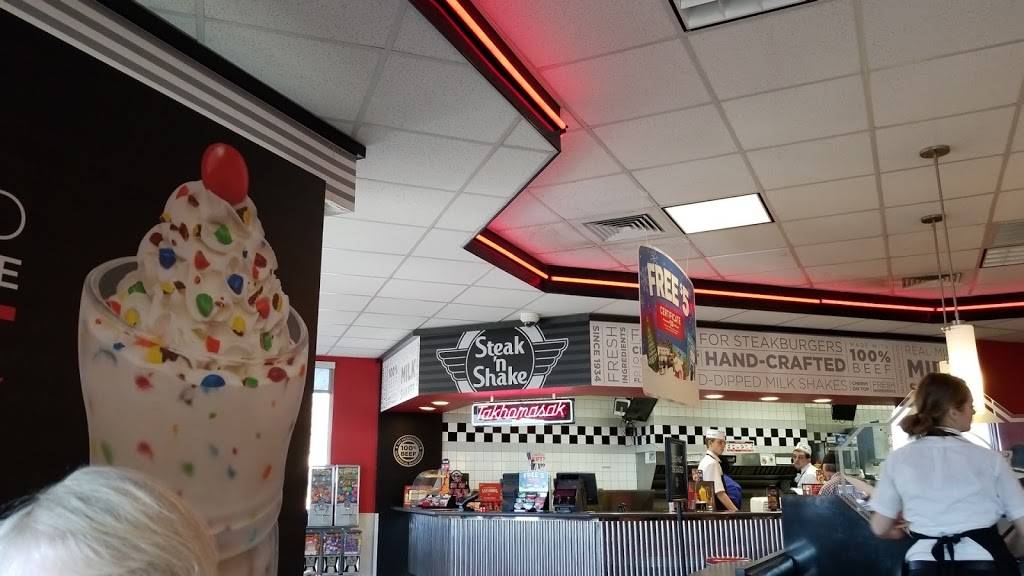 Steak n Shake | restaurant | 518 Essex Dr, Kokomo, IN 46901, USA | 7658688206 OR +1 765-868-8206