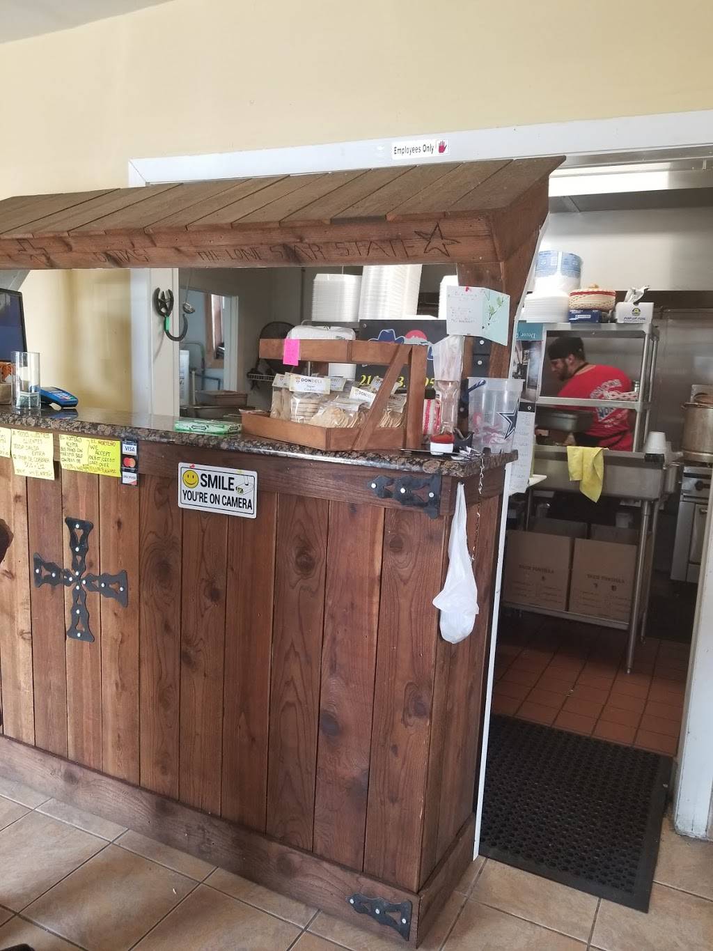 The Lunchroom | restaurant | 305 E Saner Ave, Dallas, TX 75216, USA | 4699414100 OR +1 469-941-4100