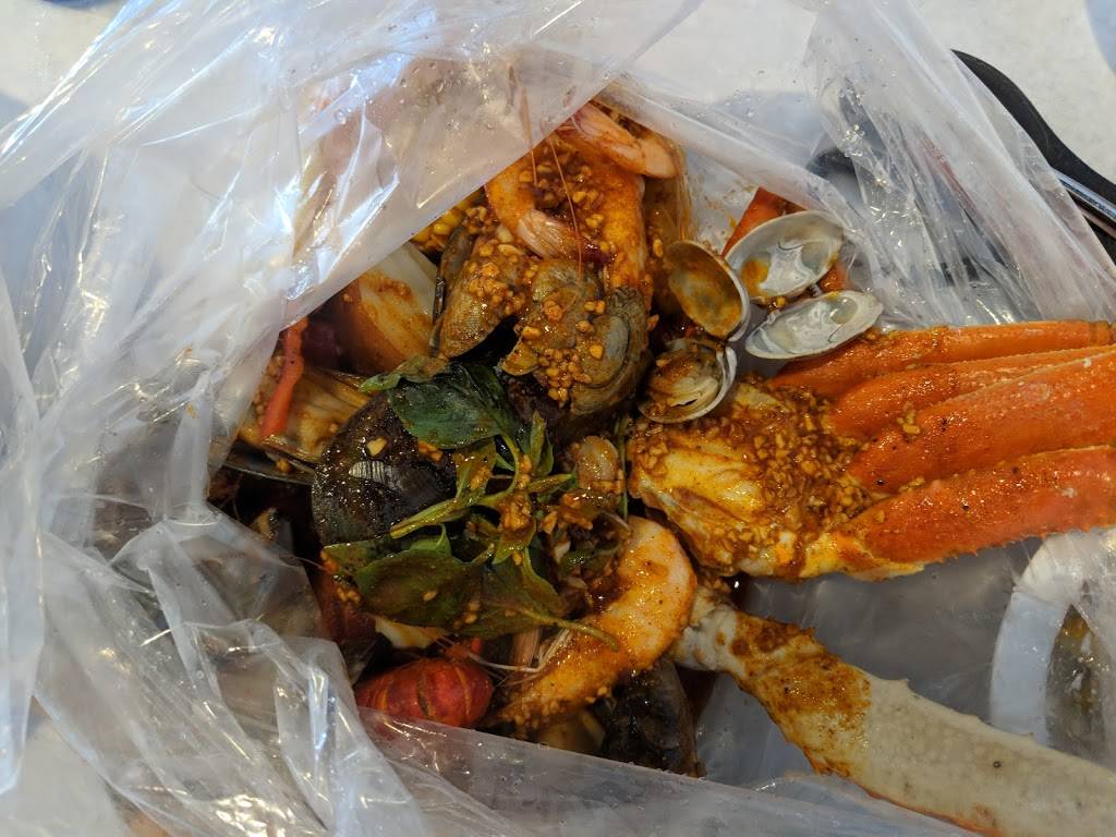 Nine Seafood Restaurant | restaurant | 11818 South St STE 108, Cerritos, CA 90703, USA | 5628658990 OR +1 562-865-8990