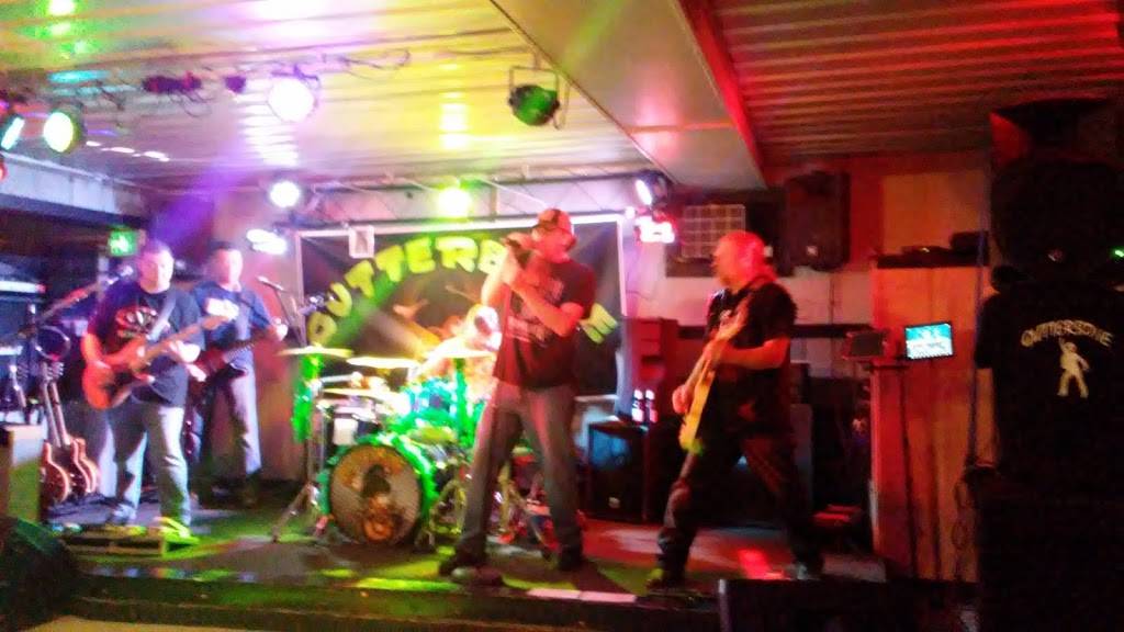 The New Village Inn | restaurant | 2221 E Jackson St, Muncie, IN 47303, USA | 7652870064 OR +1 765-287-0064