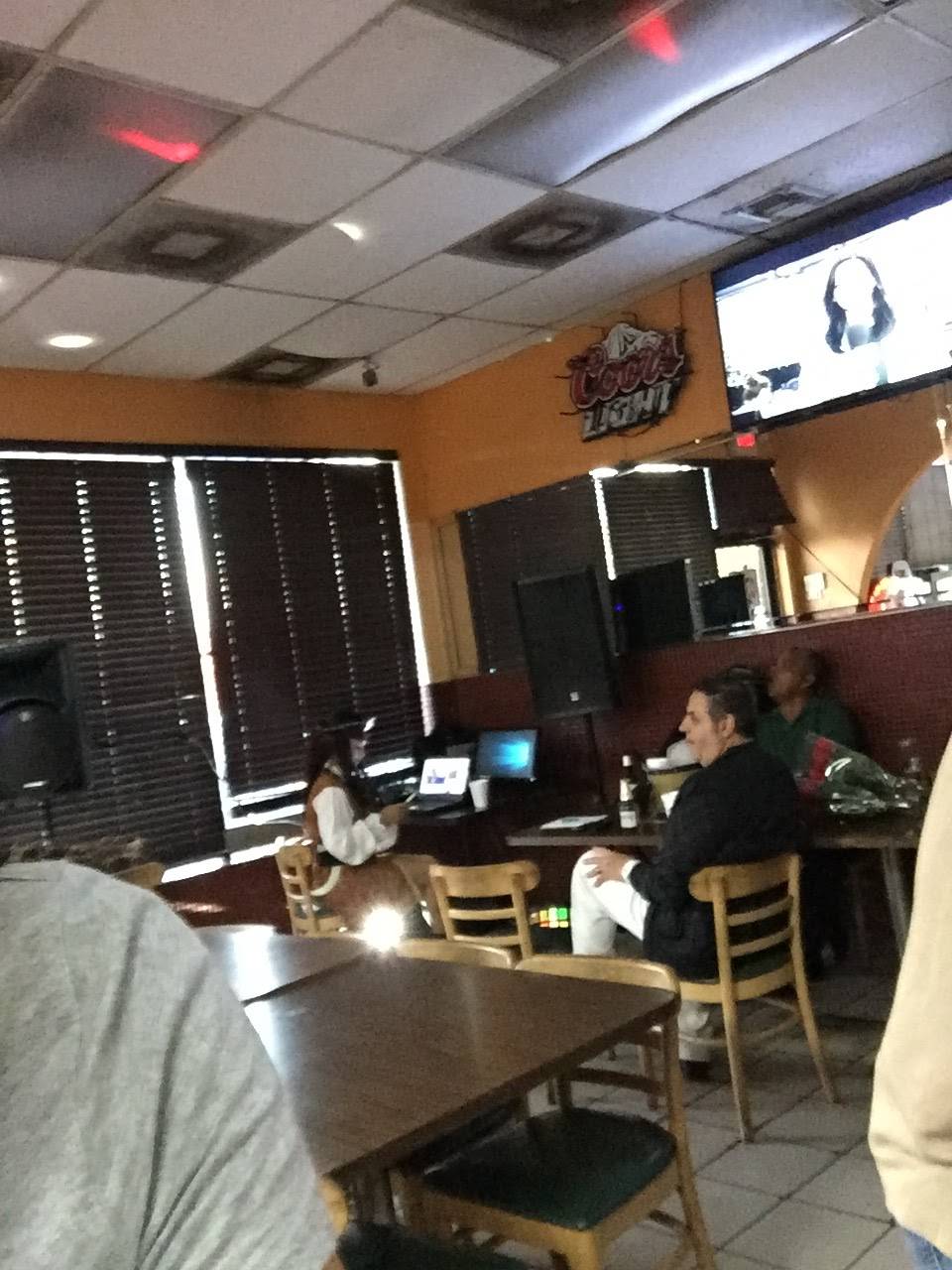 Galiano Cafeteria | restaurant | 2432 NW 27th Ave, Miami, FL 33142, USA | 3056352020 OR +1 305-635-2020