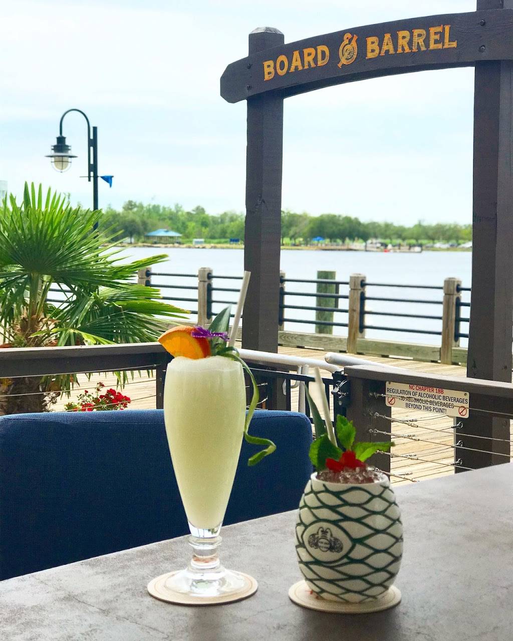 Board & Barrel | restaurant | 301 N Water St, Wilmington, NC 28401, USA | 9103436130 OR +1 910-343-6130