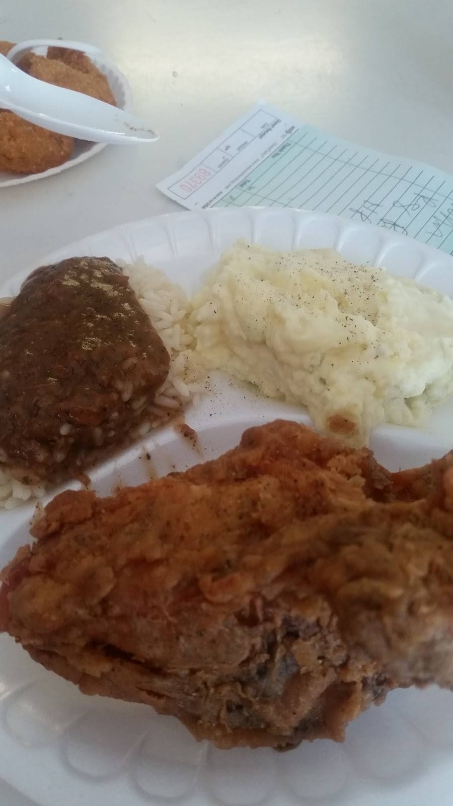 Cozy Corner | restaurant | 2971 Prospect Rd, Pembroke, NC 28372, USA | 9105210855 OR +1 910-521-0855