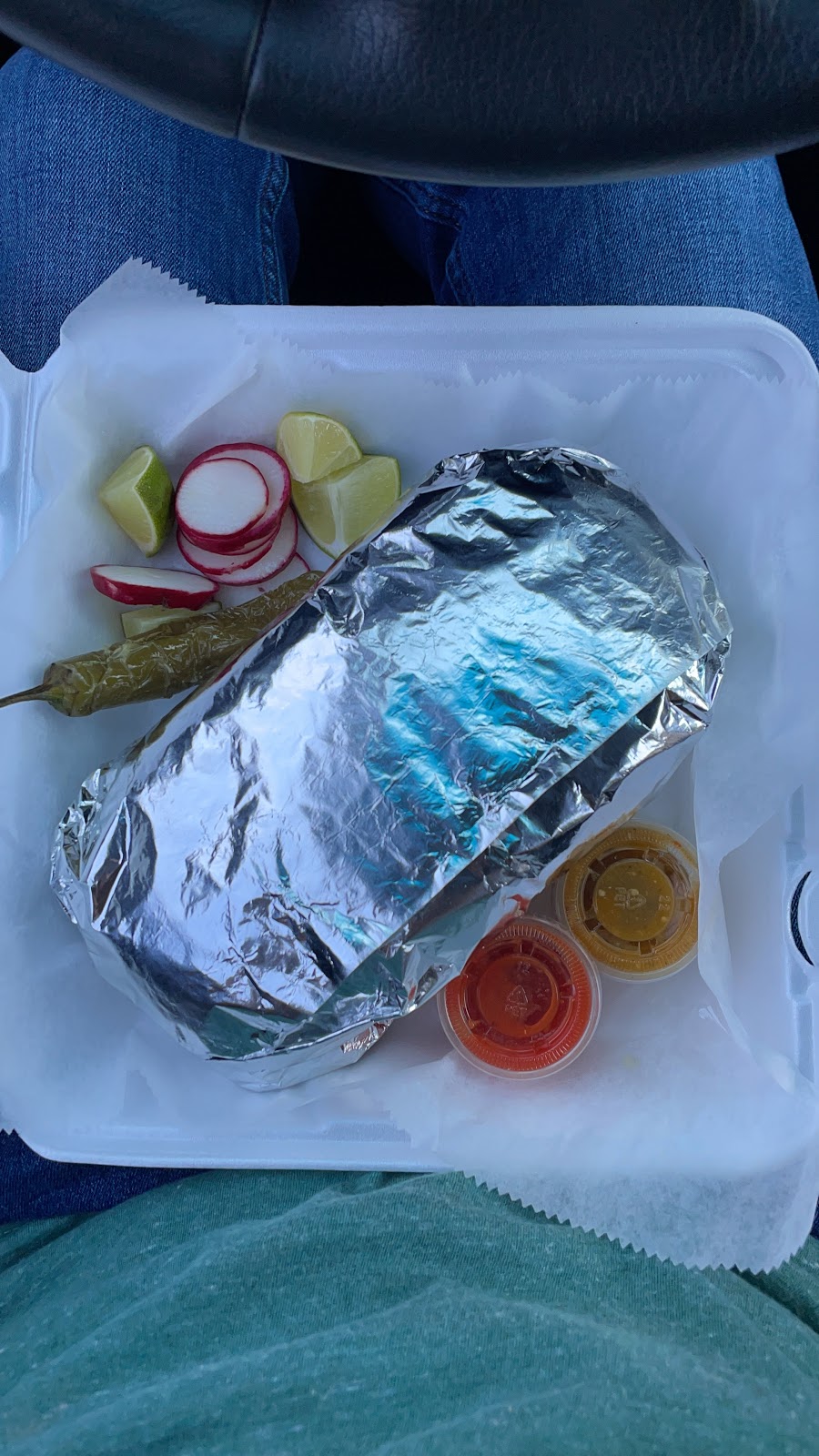 El Charrito Tacos | restaurant | 2000 Ogletown Rd, Newark, DE 19711, USA | 3027844617 OR +1 302-784-4617