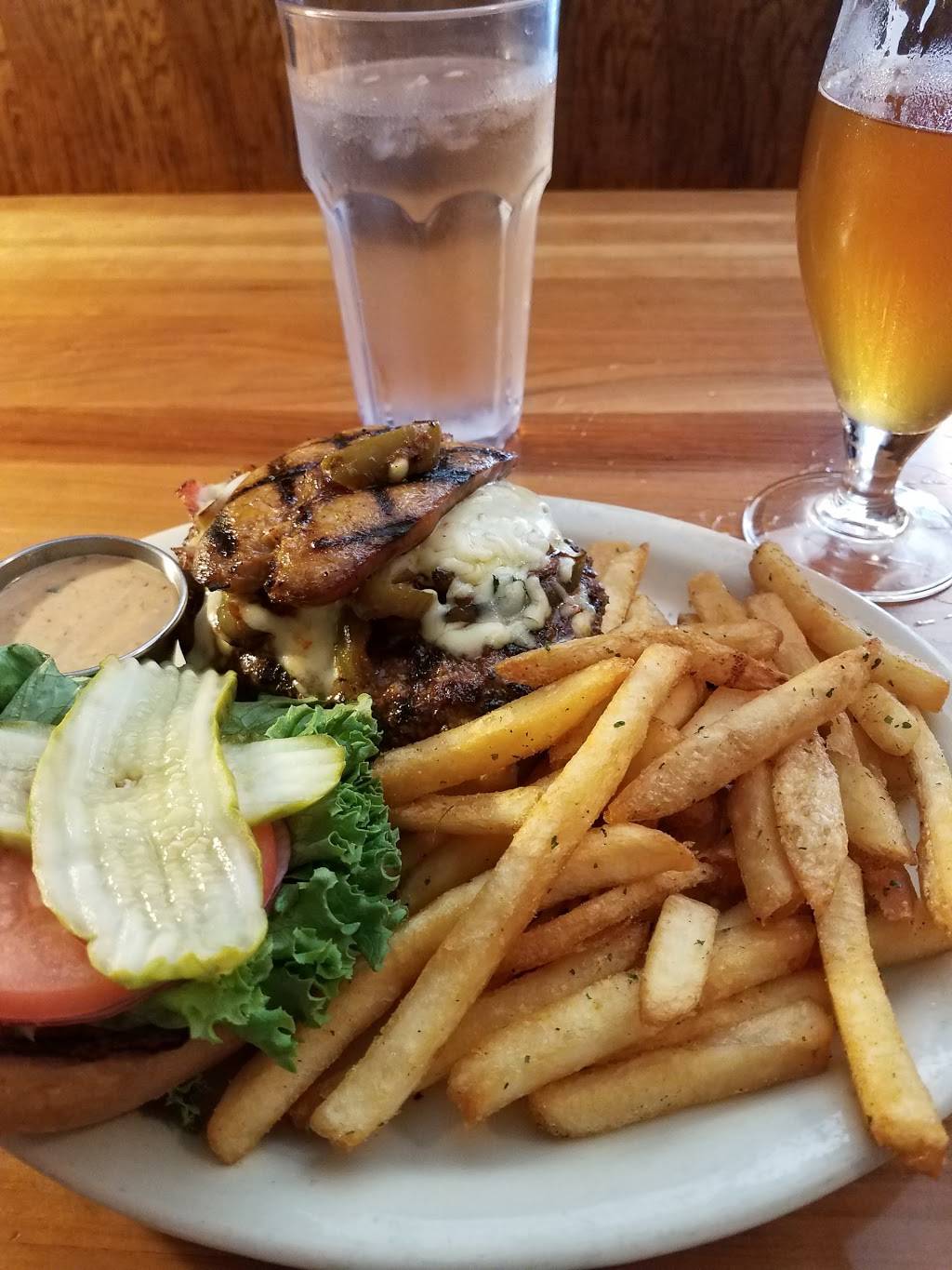 Elliott Bay Brewery & Pub | restaurant | 4720 California Ave SW, Seattle, WA 98116, USA | 2069328695 OR +1 206-932-8695