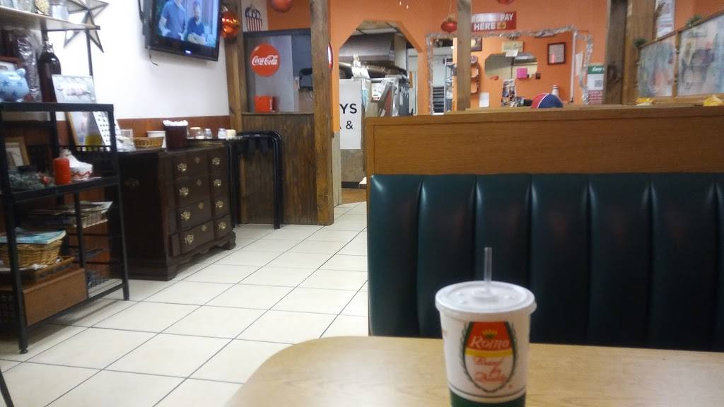 Romas Pizza Italian Restaurant | restaurant | 2 E Main St, Dallastown, PA 17313, USA | 7172461399 OR +1 717-246-1399