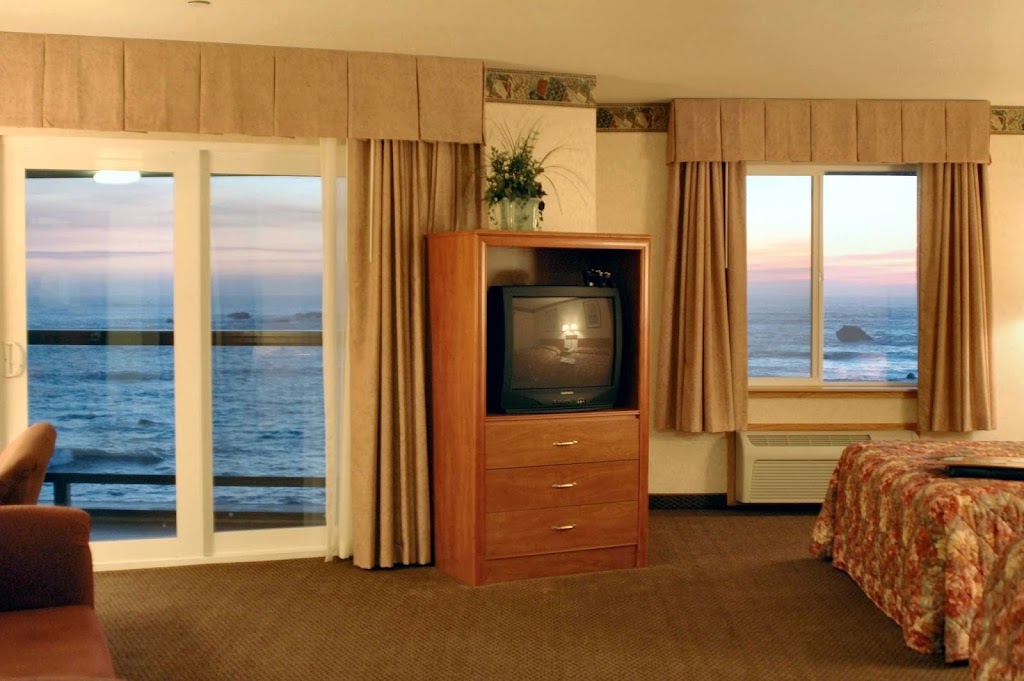 Oceanfront Lodge | restaurant | 100 A St, Crescent City, CA 95531, USA | 7074655400 OR +1 707-465-5400
