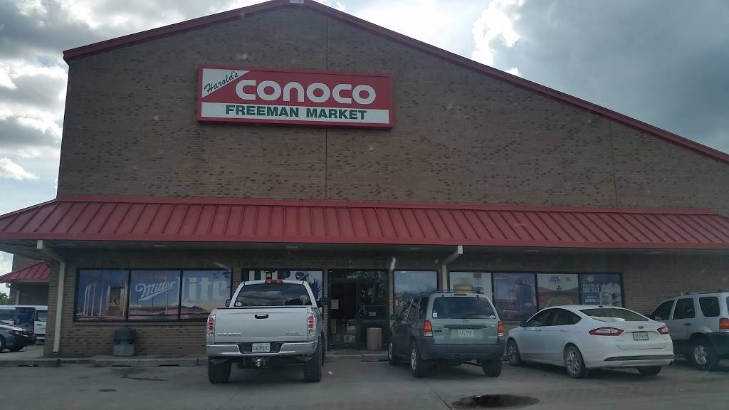 Harolds Smokehouse | restaurant | 27500 MO-2, Freeman, MO 64746, USA | 8168992422 OR +1 816-899-2422