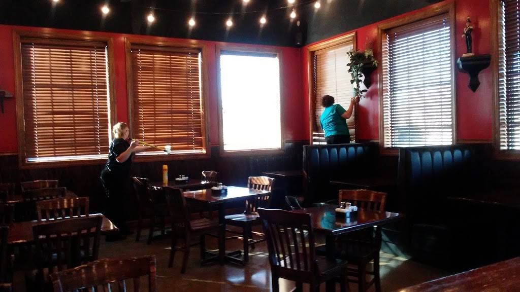 Dell Annos Pizzeria | restaurant | 10378 Martinsville Hwy, Danville, VA 24541, USA | 4346852220 OR +1 434-685-2220