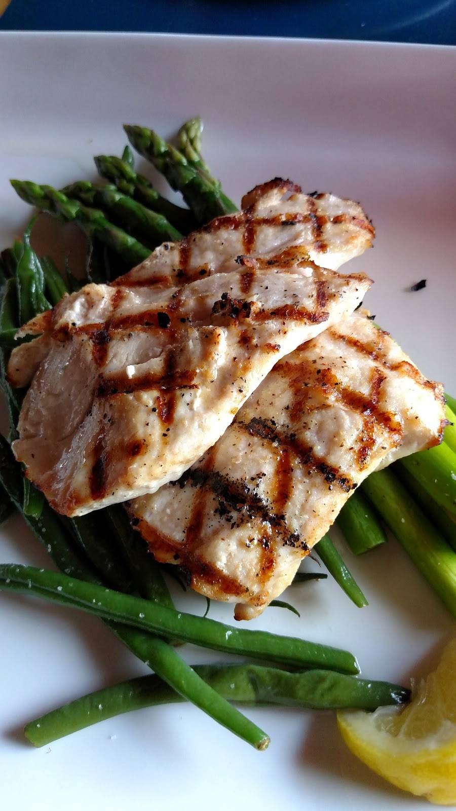 Cobbs Landing | restaurant | 4424, 200 N Indian River Dr, Fort Pierce, FL 34950, USA | 7724609014 OR +1 772-460-9014