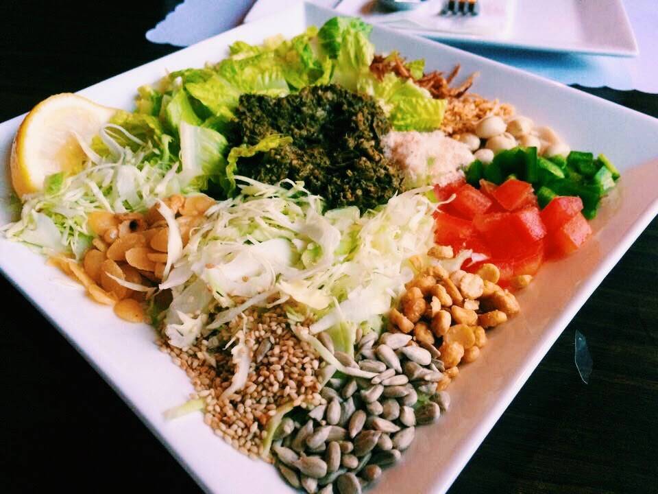 Burmatown | restaurant | 60 Corte Madera Ave, Corte Madera, CA 94925, USA | 4159459096 OR +1 415-945-9096