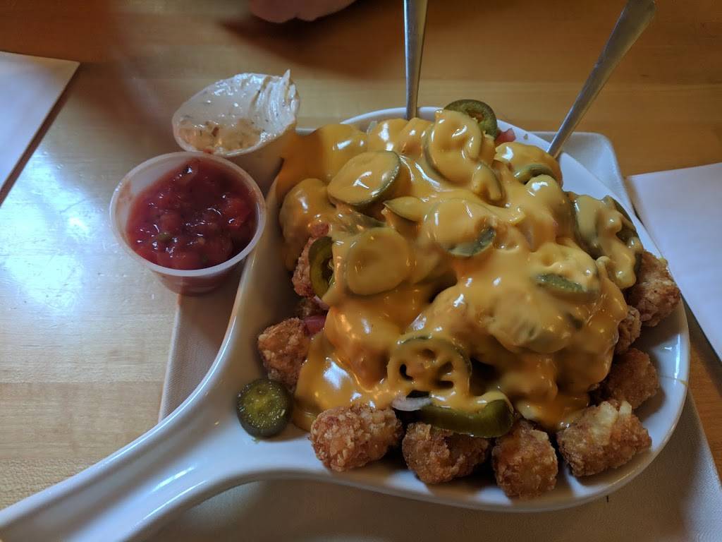 Macados | restaurant | 31025 Oxford Ave, Emory, VA 24327, USA | 2766950041 OR +1 276-695-0041