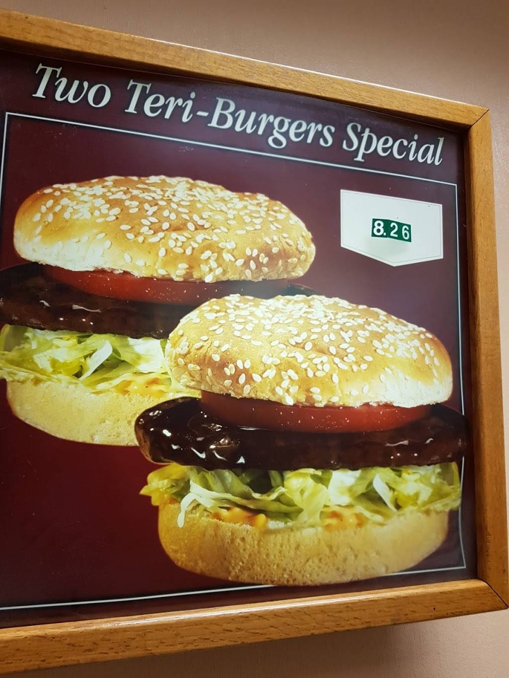 H & T Burgers | restaurant | 46-056 Kamehameha Highway # 107 # 107, Kaneohe, HI 96744, USA | 8082351311 OR +1 808-235-1311