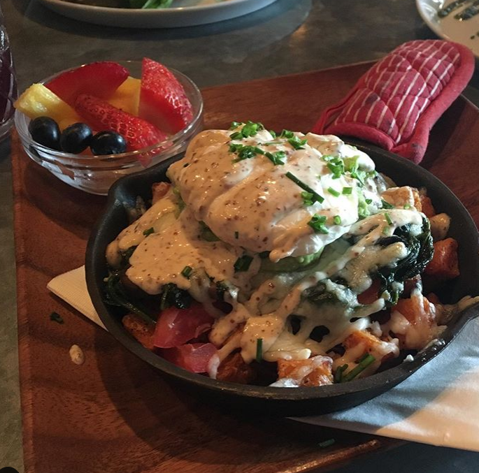 Down the Street | restaurant | 5746 Larkin St, Houston, TX 77007, USA | 7138803508 OR +1 713-880-3508