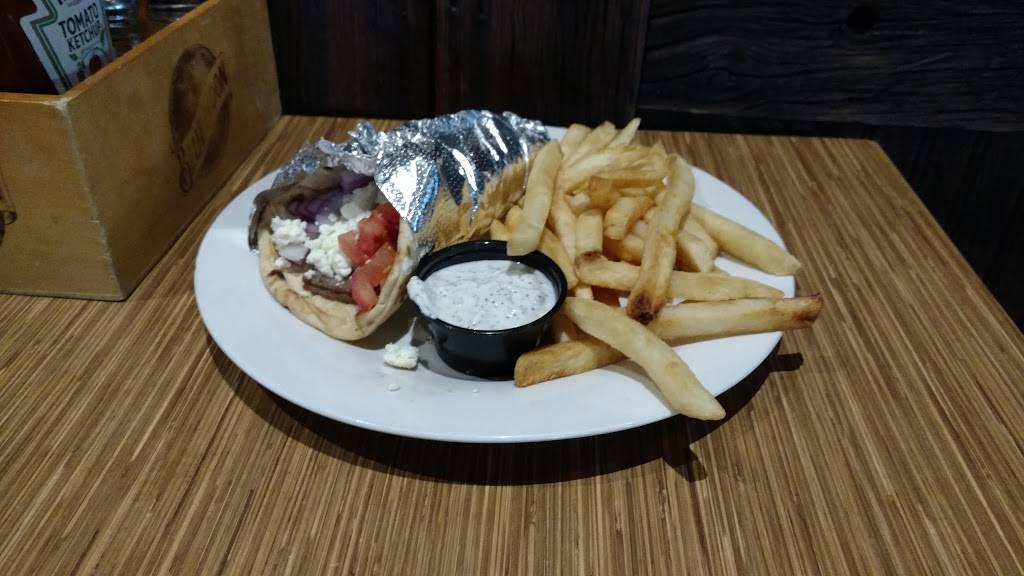 Mountain Tap Bar & Grill | restaurant | 1901 Youngfield St #101, Golden, CO 80401, USA | 7206895972 OR +1 720-689-5972