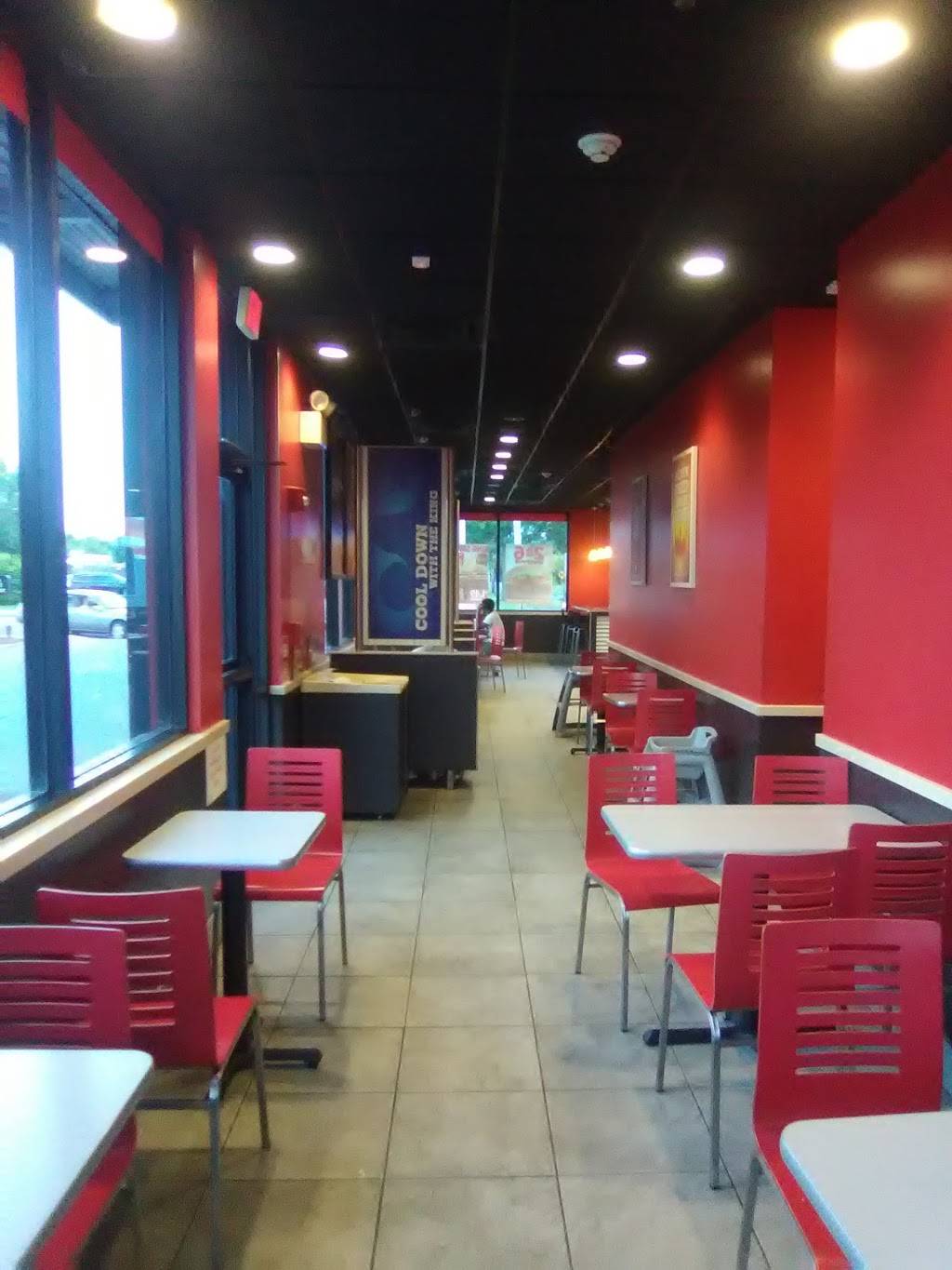 Burger King | restaurant | 560 Lyell Ave, Rochester, NY 14606, USA | 5852543080 OR +1 585-254-3080