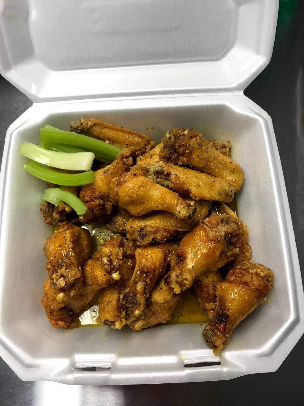 Atl Wings | restaurant | 3877 Holland Road #404, Virginia Beach, VA 23452, USA | 7574523859 OR +1 757-452-3859