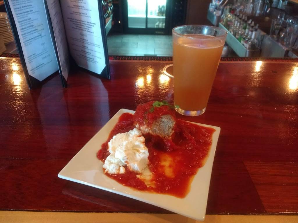 Casa Bella Italian Kitchen & Bar | restaurant | 546 Main St, Hampden, MA 01036, USA | 4135661466 OR +1 413-566-1466