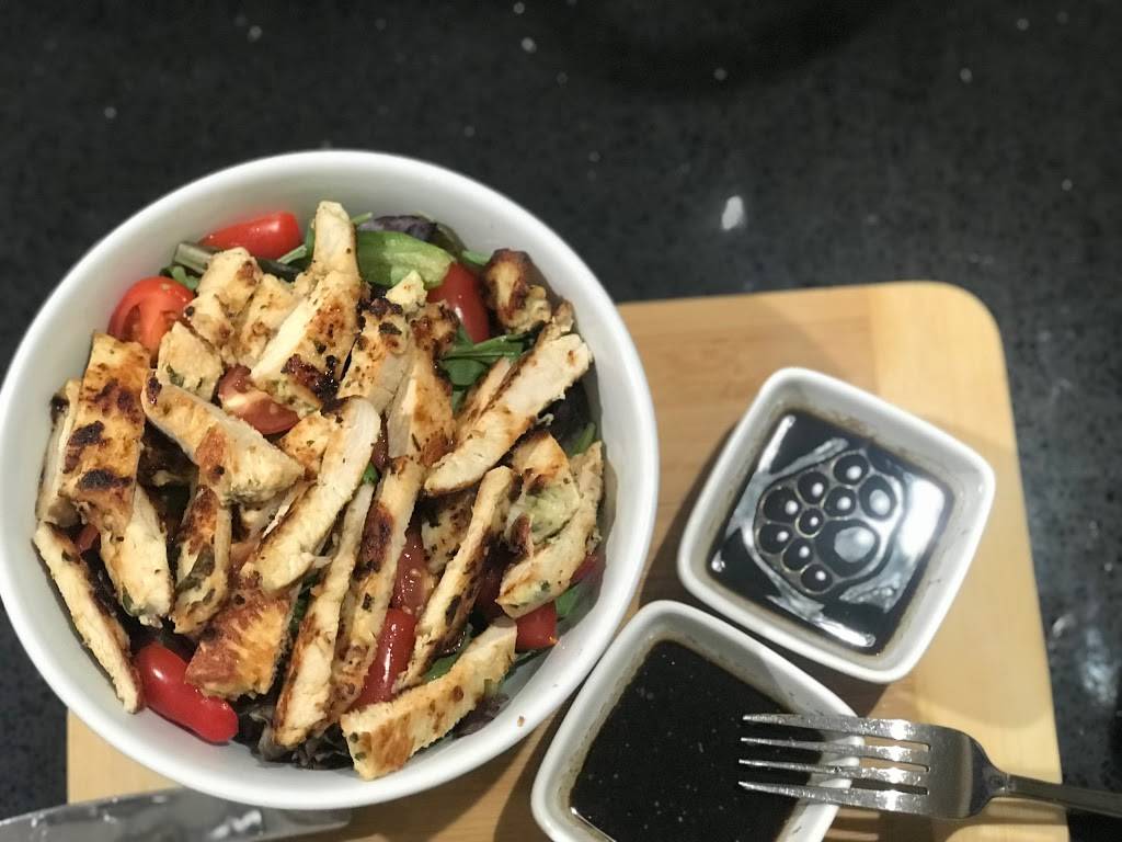 Marthitas Bar & Grill | restaurant | 1183 Broadway, Brooklyn, NY 11221, USA | 3479684480 OR +1 347-968-4480