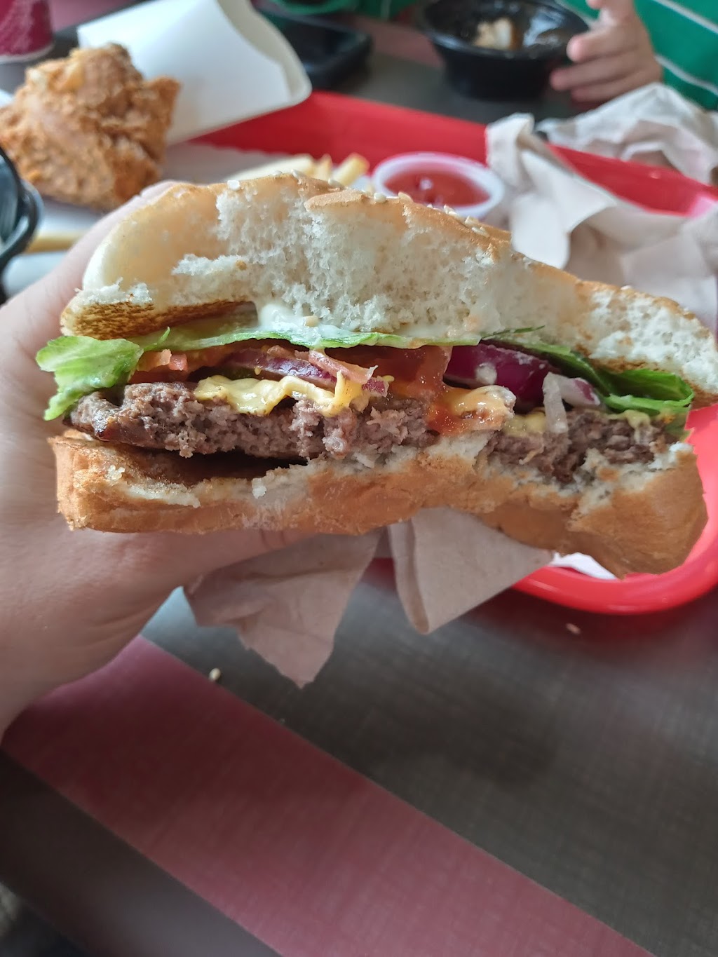 Texas Chicken & Burgers | restaurant | 3901 Veteran Hwy, Levittown, PA 19056, USA | 2156222022 OR +1 215-622-2022