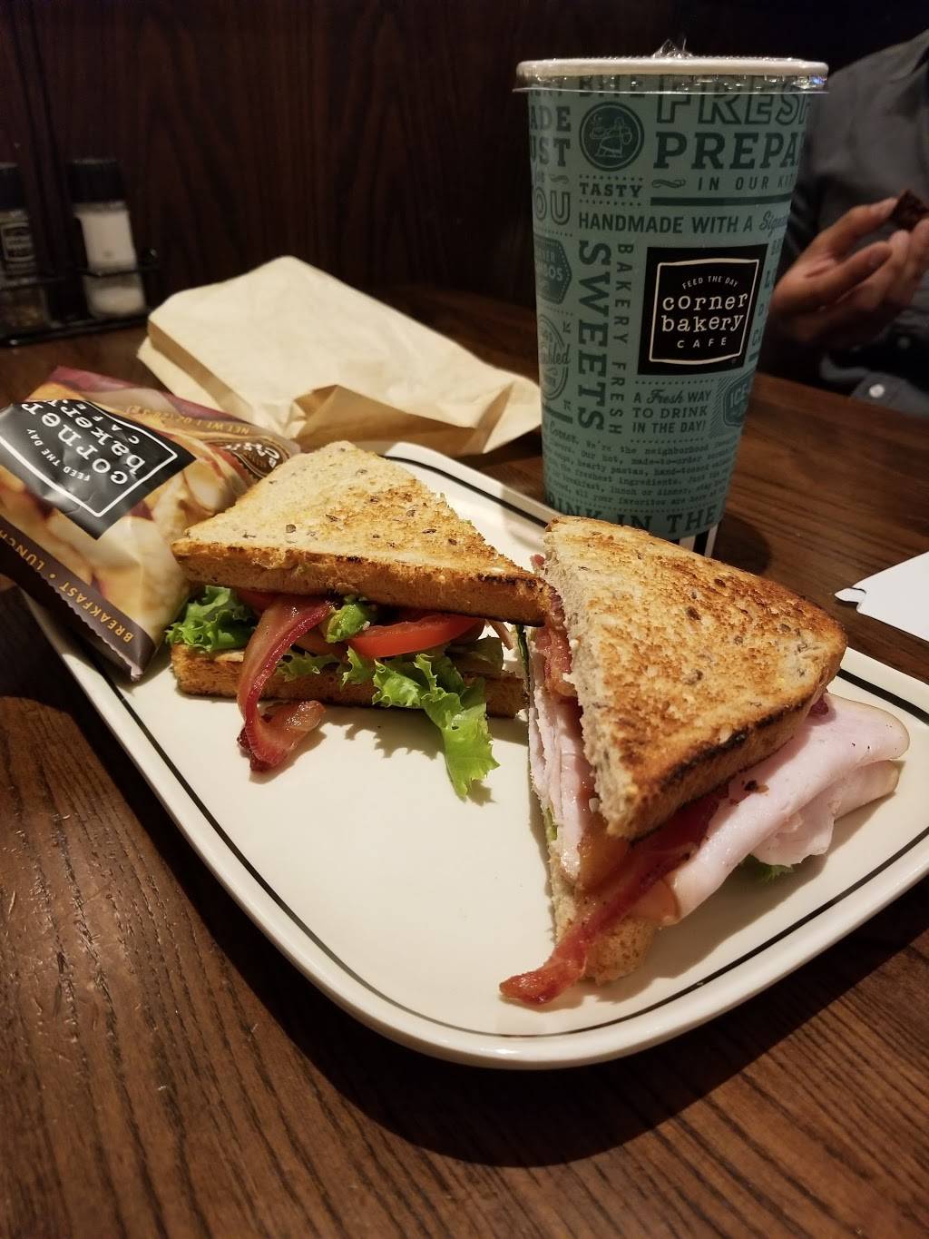 Corner Bakery Cafe | bakery | 3333 Bristol St Suite 1805, Costa Mesa, CA 92626, USA | 7149662404 OR +1 714-966-2404