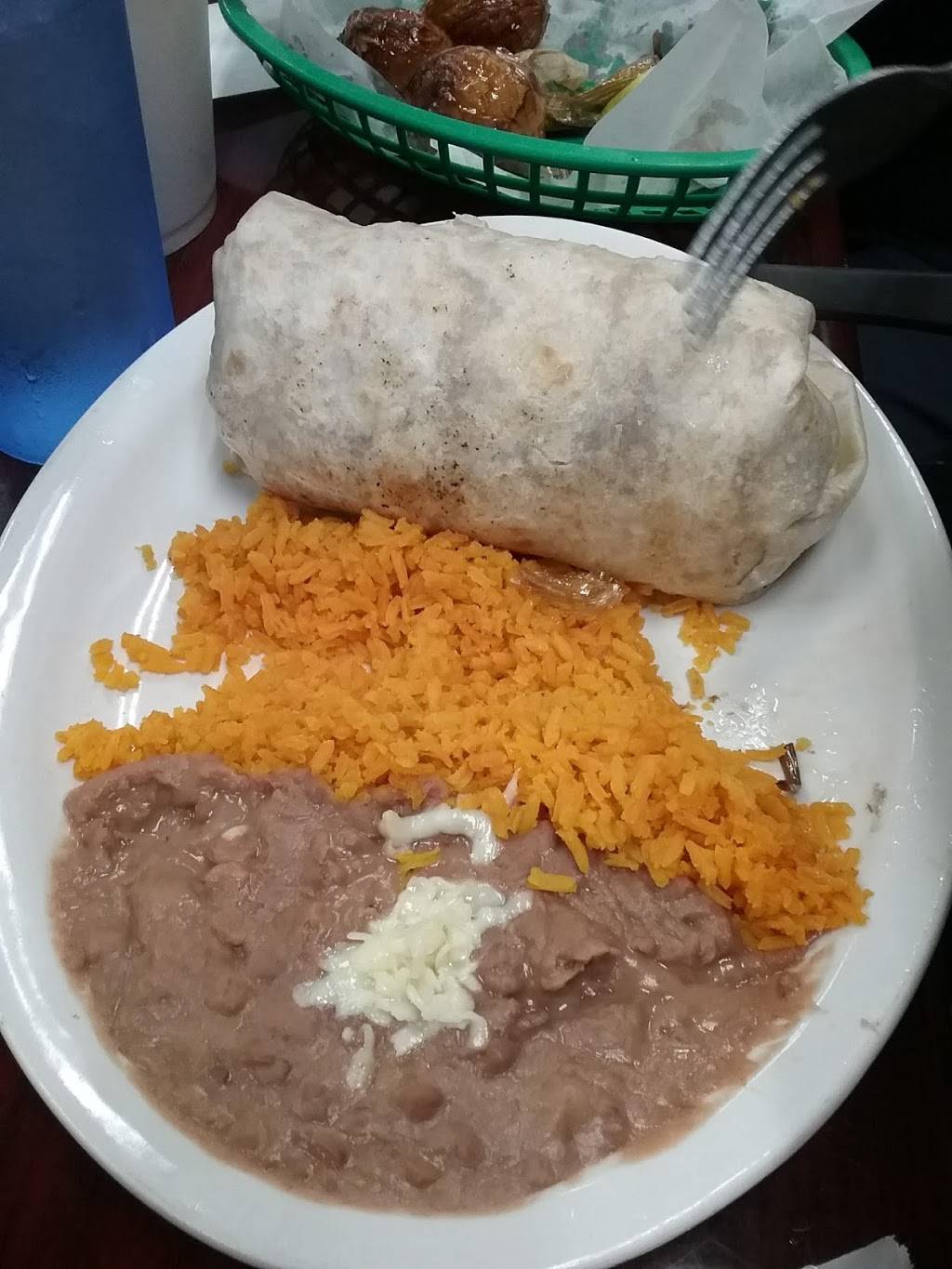 Del Carmen | restaurant | 7239 W 87th St, Bridgeview, IL 60455, USA | 7085994399 OR +1 708-599-4399