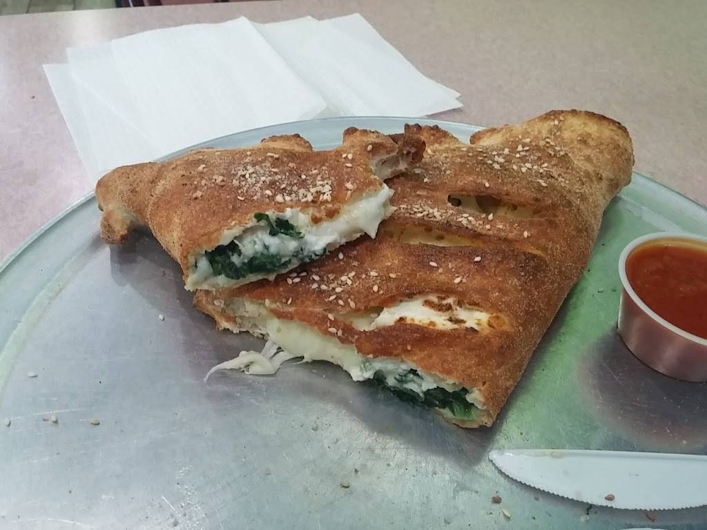 Mr.Pepperoni Pizza Herndon | restaurant | 303 Spring St, Herndon, VA 20170, USA | 7033187736 OR +1 703-318-7736