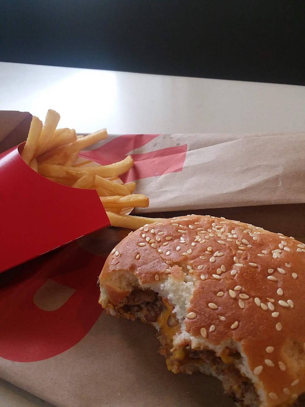 McDonalds | cafe | 510 MS-16 W, Carthage, MS 39051, USA | 6012679215 OR +1 601-267-9215