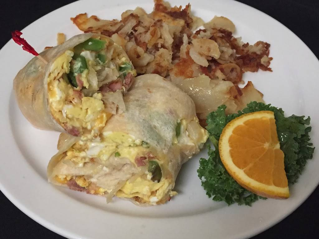 Garrett House Of Pancakes | restaurant | 114 S Randolph St, Garrett, IN 46738, USA | 2603575553 OR +1 260-357-5553