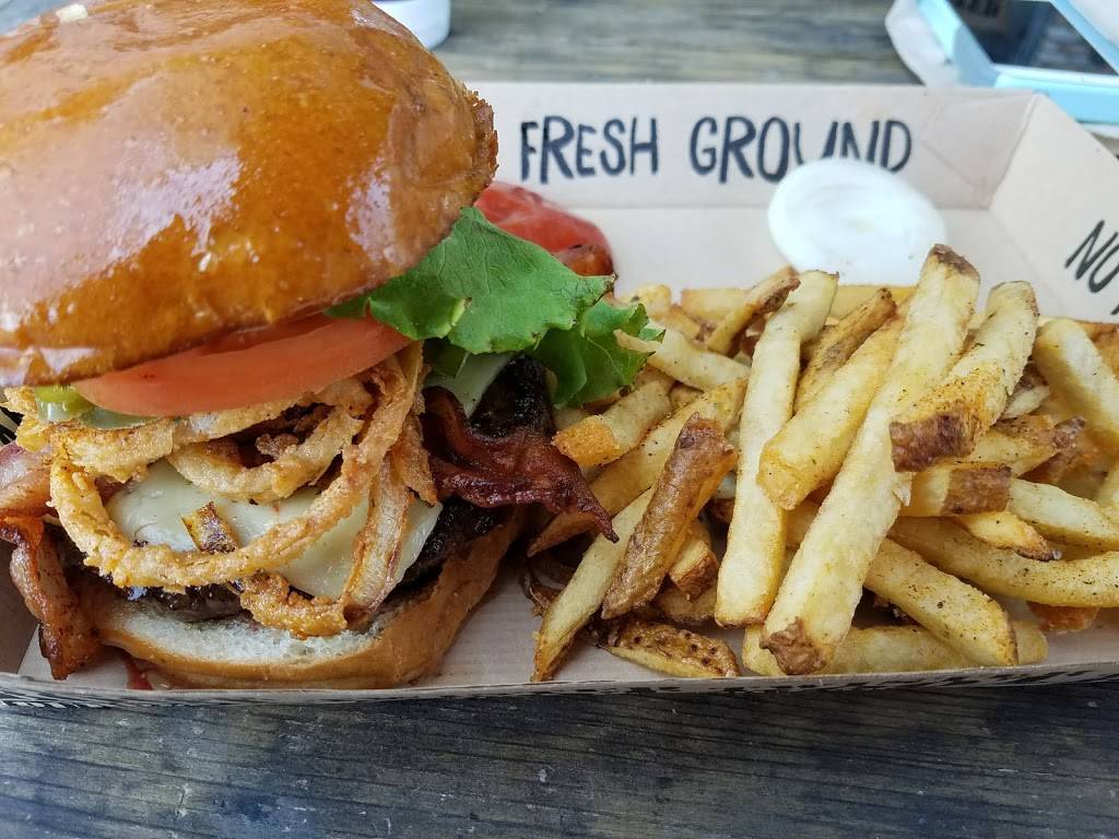 Twisted Root Burger Co | restaurant | 5609 SMU Boulevard, Dallas, TX 75206, USA | 2143612910 OR +1 214-361-2910