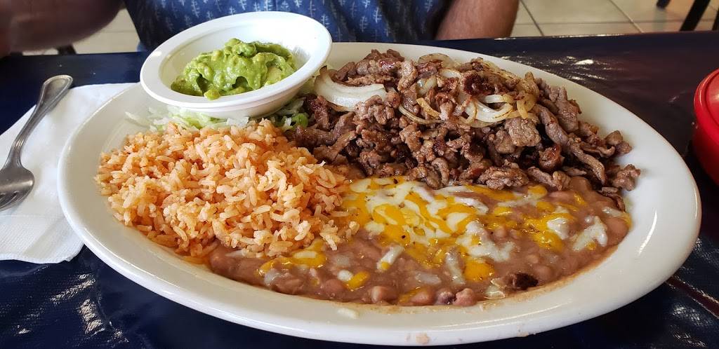 El Compadre | restaurant | 5735 El Camino Real # O, Atascadero, CA 93422, USA | 8054660460 OR +1 805-466-0460