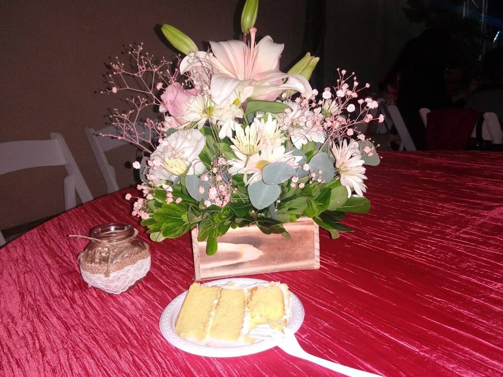 Nayarit 2 | restaurant | Av Gpe. Victoria 219, Independencia, 22840 Ensenada, B.C., Mexico | 016461761527 OR +52 646 176 1527