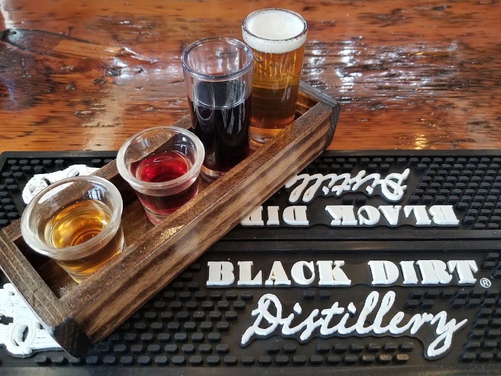 Black Dirt Bourbon Barn | restaurant | K108, Red Apple Ct, Central Valley, NY 10917, USA | 8459287290 OR +1 845-928-7290