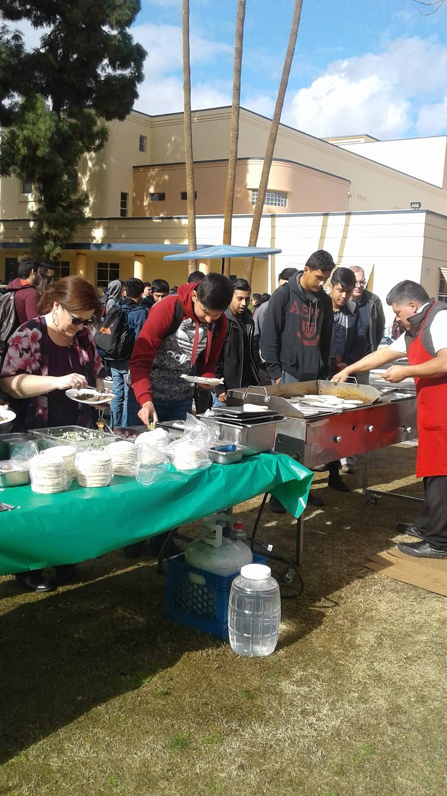 Taqueria Y Mariscos Tepa | restaurant | 401 Ellington St, Delano, CA 93215, USA | 6613701077 OR +1 661-370-1077