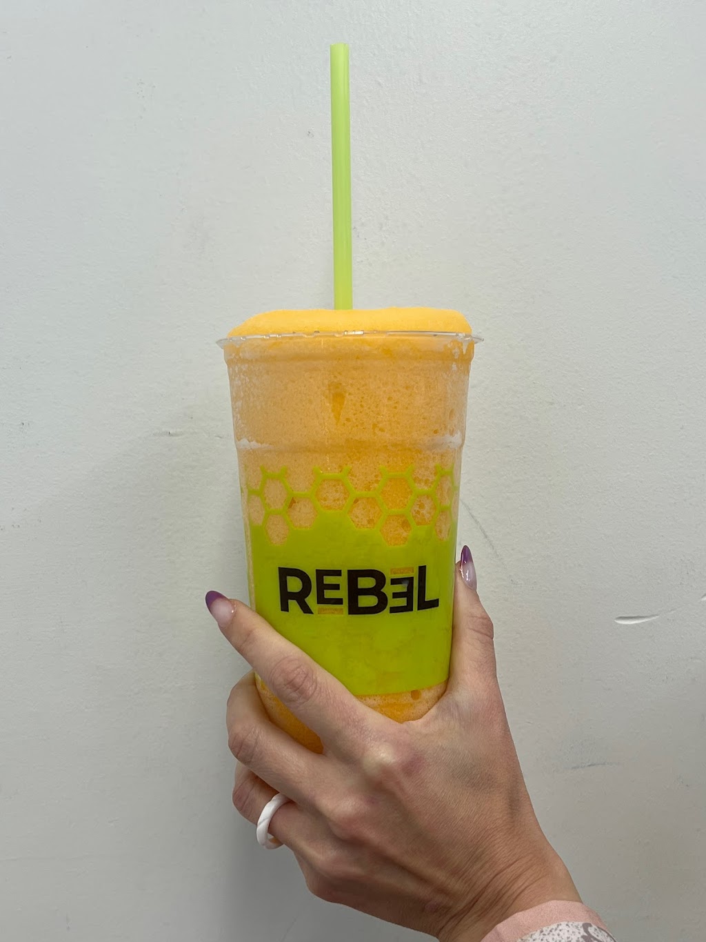 REBEL Convenience Stores | meal takeaway | 2100 Goodlette-Frank Rd, Naples, FL 34102, USA | 2392493023 OR +1 239-249-3023