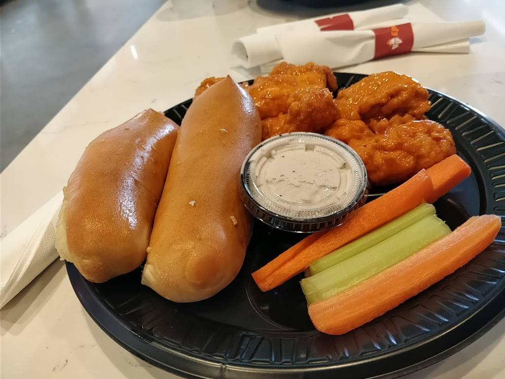 Epic Wings N Things | restaurant | 5120 College Ave #126, San Diego, CA 92115, USA | 6192863742 OR +1 619-286-3742