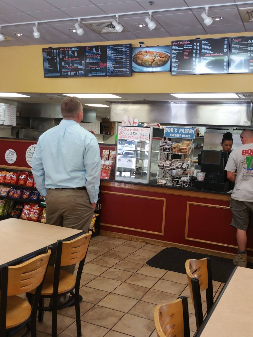 Giovannis Roast Beef & Pizza | restaurant | 209 W River Rd Unit 8, Hooksett, NH 03106, USA | 6039359820 OR +1 603-935-9820