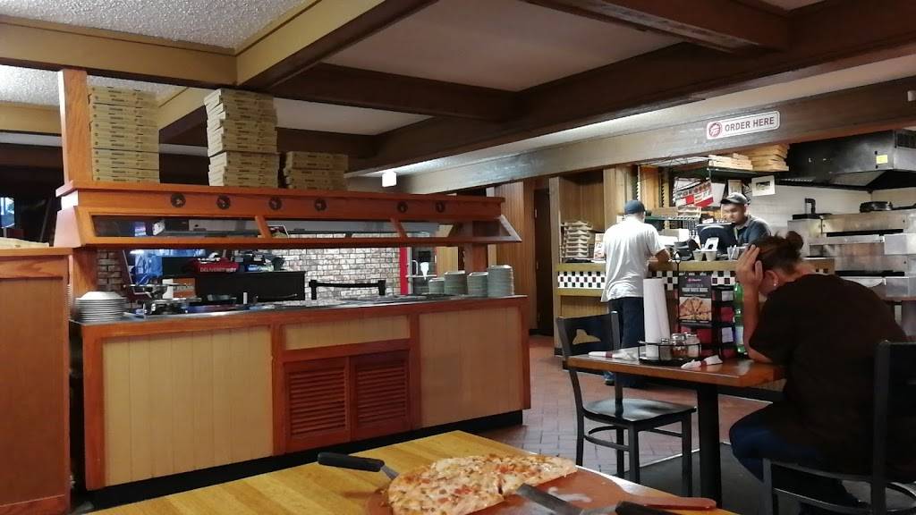 Pizza Hut | restaurant | 1104 E Main St, Fredericksburg, TX 78624, USA | 8309977222 OR +1 830-997-7222