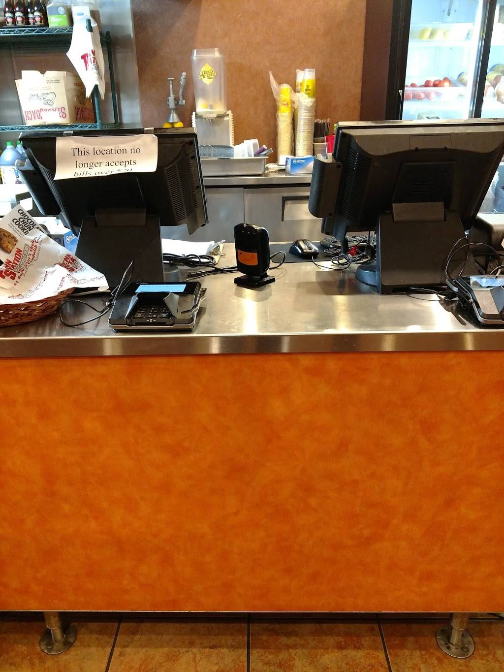 Penn Station East Coast Subs | meal takeaway | 4203 W Wendover Ave, Greensboro, NC 27407, USA | 3366765176 OR +1 336-676-5176